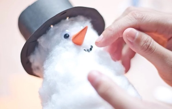 Как сделать снеговика на Новый 2018 год своими руками